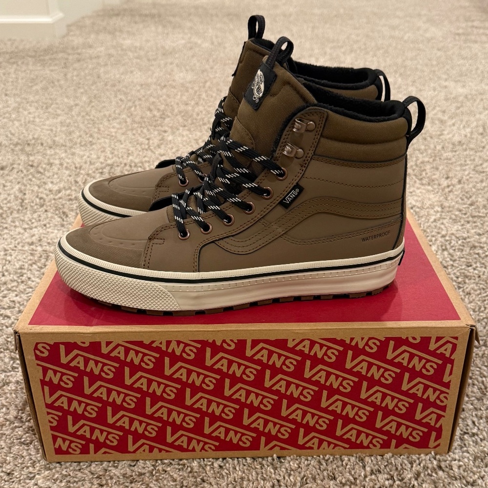 Vans Sk8-Hi Waterproof Insulated Shoes